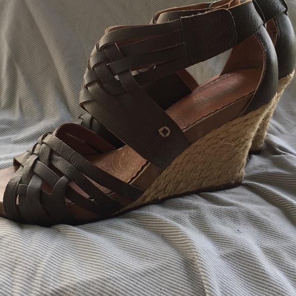 esperilla sandals by Clarks - Picture 2 of 7